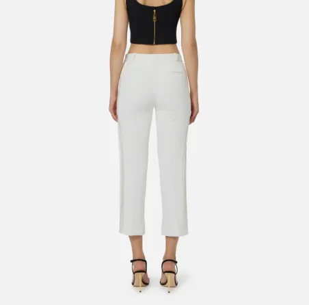 Elisabetta Franchi – Pantaloni in crêpe leggero con dettagli smoking

