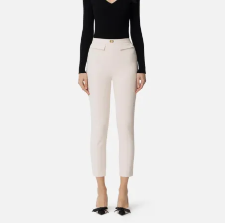 Pantaloni slim in crêpe con placca logo Elisabetta Franchi  | Borotalc