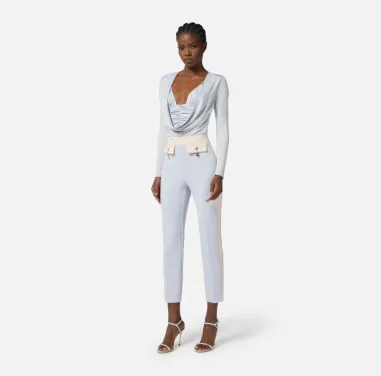 Elisabetta Franchi – Maglia in jersey crêpe con logo gioiello  | Borot