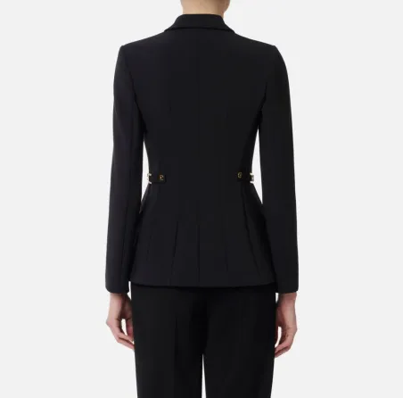 Elisabetta Franchi – Giacca in crêpe leggero con dettagli gioiello  | 