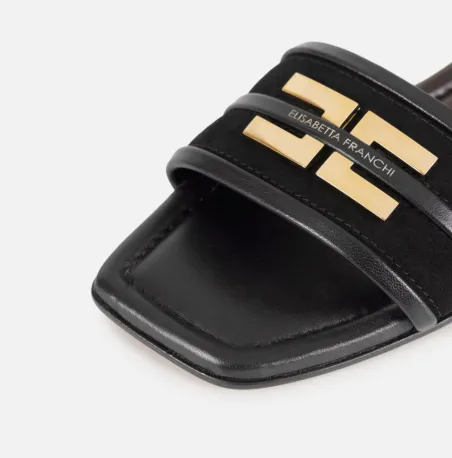 Elisabetta Franchi Sandalo flat in pelle con dettaglio logo  | Borotal