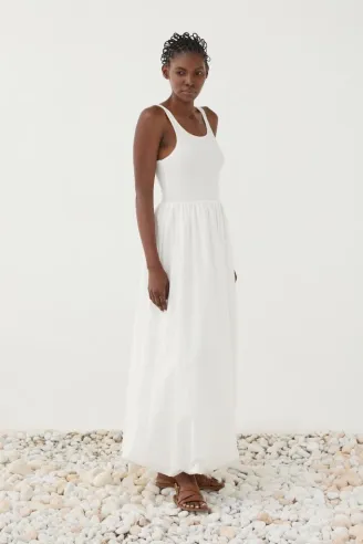 ELEH Abito lungo in tessuto fluido con corpetto aderente e gonna ampia 2