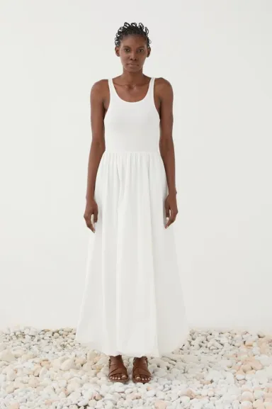 ELEH Abito lungo in tessuto fluido con corpetto aderente e gonna ampia