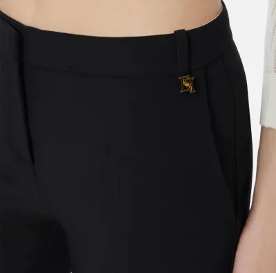 Elisabetta Franchi Pantaloni in crêpe leggero con logo charm  | Borota