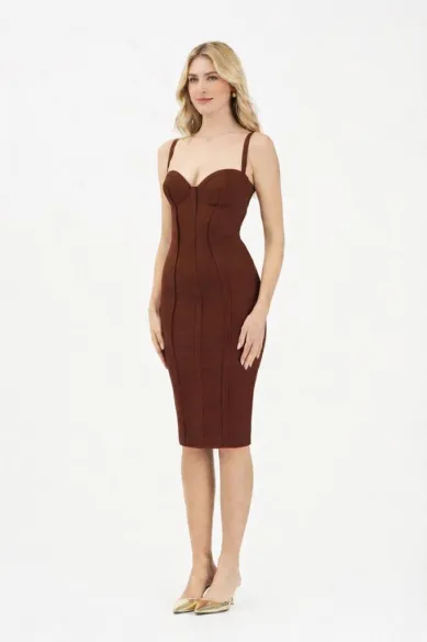 Elisabetta Franchi Abito in crêpe leggero con tessuto a taglio vivo  |