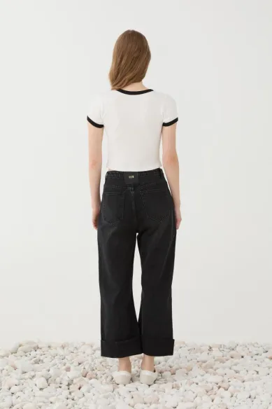 ELEH T shirt con profili a contrasto dal design essenziale  | Borotalc