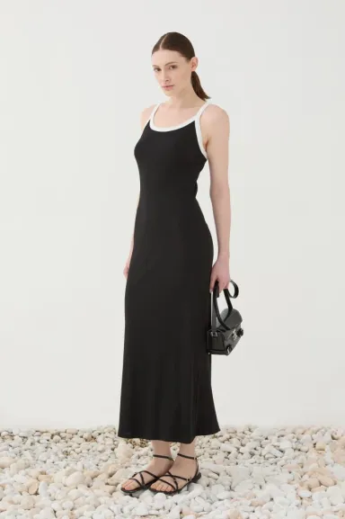 ELEH Abito con bretelle sottili dalla linea fluida ed elegante