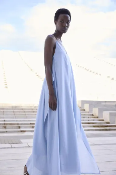 ELEH Abito fresco dalle linee leggere e fluide  | BorotalcoCagliari.it