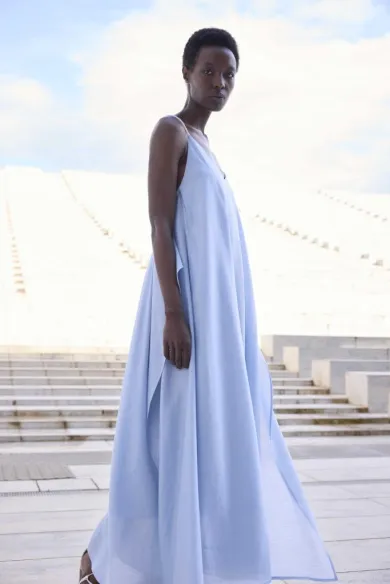 ELEH Abito fresco dalle linee leggere e fluide  | BorotalcoCagliari.it