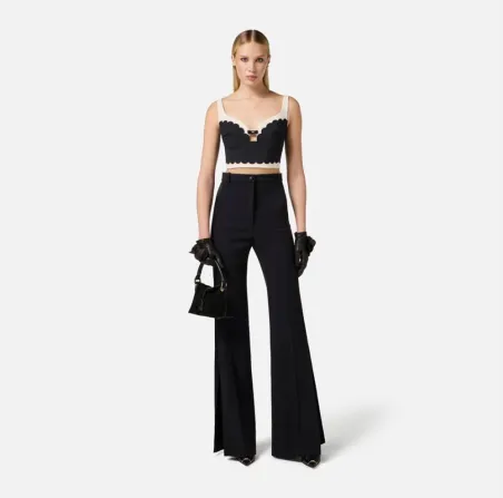 Top in Doppio Crêpe Stretch con Smerlo Ricamato – Elisabetta Franchi  