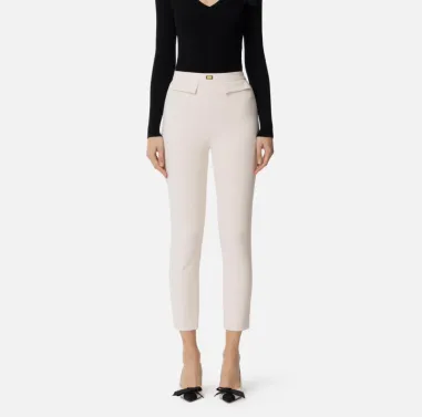 Pantaloni slim in crêpe con placca logo Elisabetta Franchi  | Borotalc 2