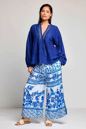 ICONIQUE Camicia traforata donna elegante  | BorotalcoCagliari.it