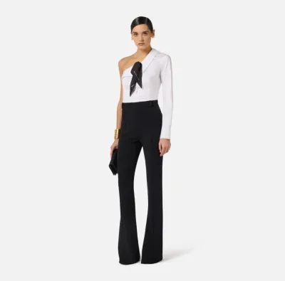 ELISABETTA FRANCHI Pantaloni in doppio crêpe stretch con logo charm  |