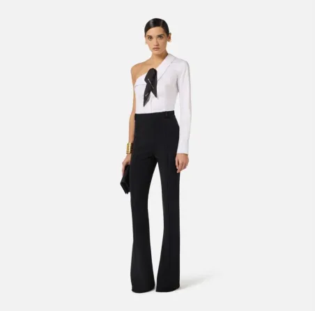 ELISABETTA FRANCHI Pantaloni in doppio crêpe stretch con logo charm  |