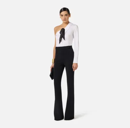 ELISABETTA FRANCHI Pantaloni in doppio crêpe stretch con logo charm  |